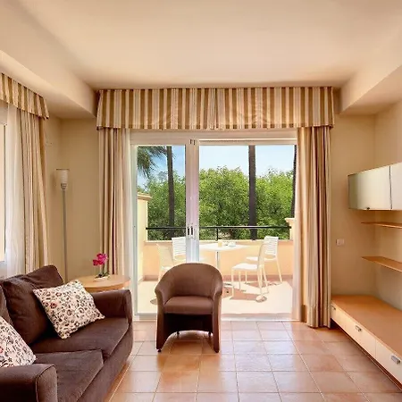 Apartment Greenlife Golf Club -